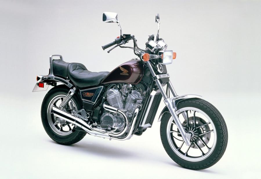 Honda NV400 Custom